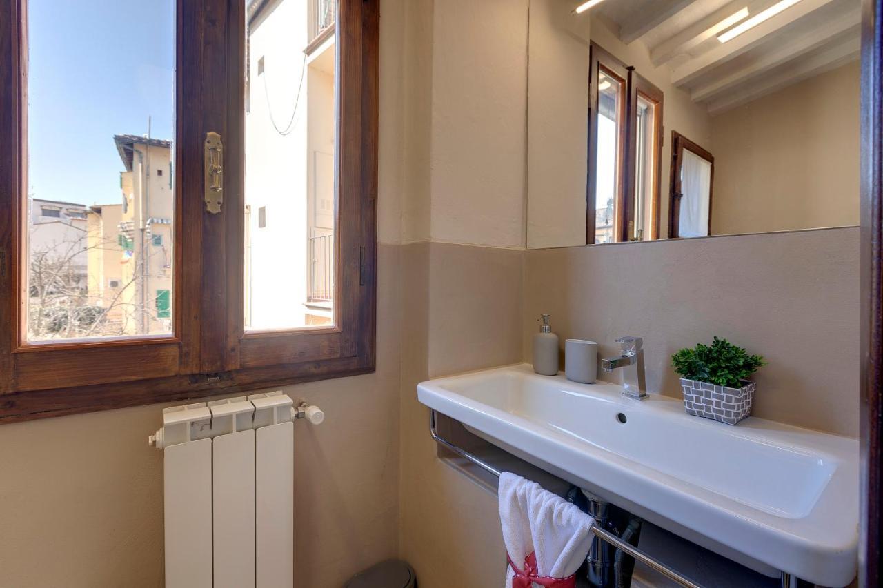 Woodie Apartment By Mamo Florence Luaran gambar