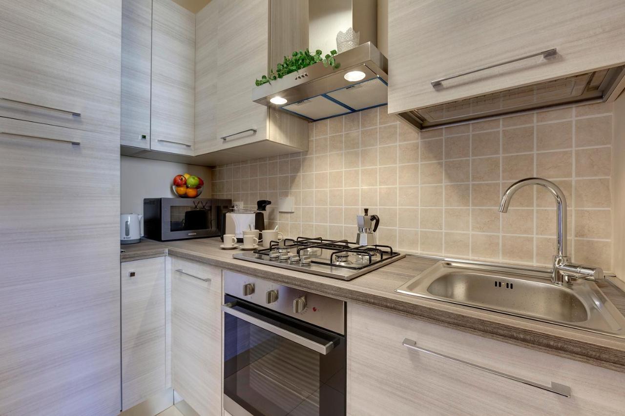 Woodie Apartment By Mamo Florence Luaran gambar